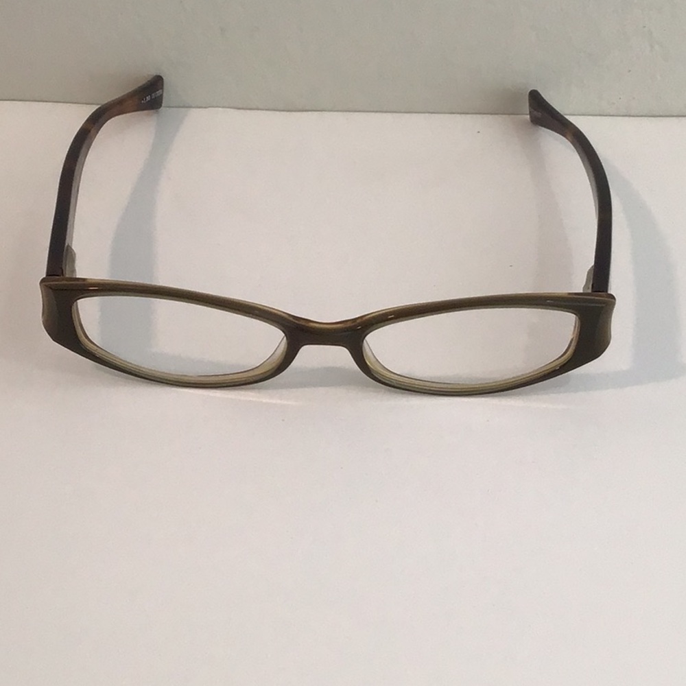 Eyebob hostile makeover readers 1.50